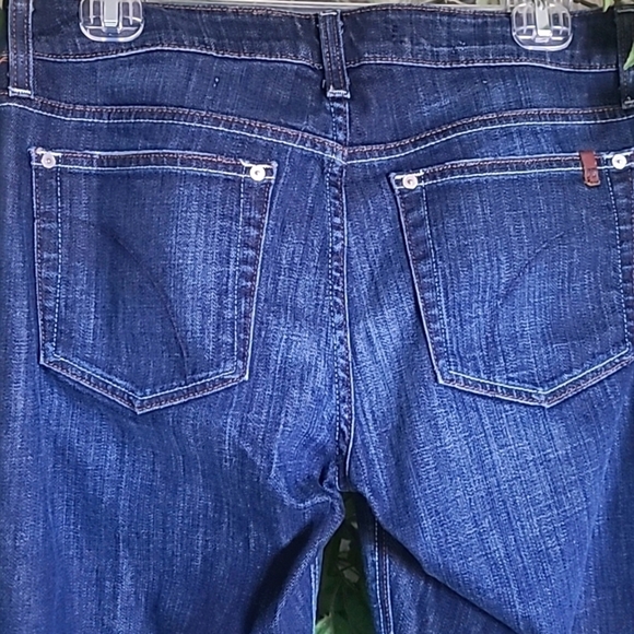 Joe's Jeans Curvy Bootcut jeans in dark Ryder wash. Size 30 - Picture 6 of 11